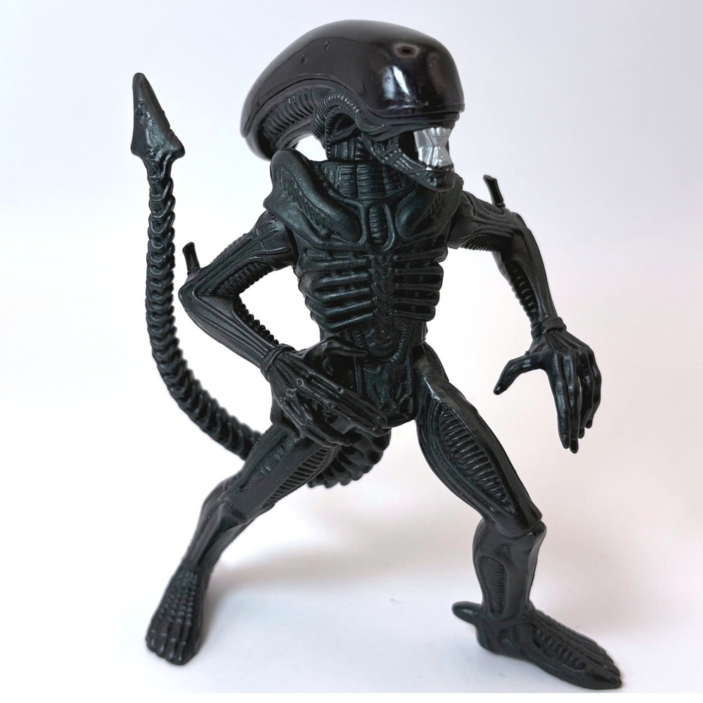 Vintage 1992 Kenner Aliens Alien Warrior Action Figure Black Xenomorph 5"